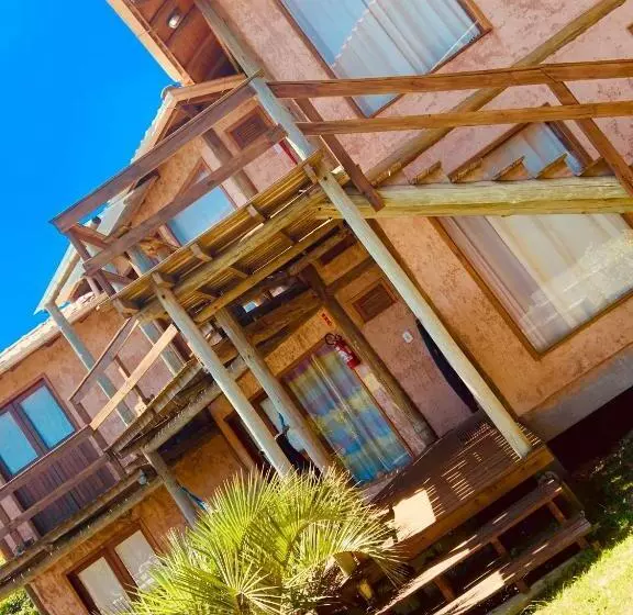 Aamiaismajoitus (B&B) Villa California