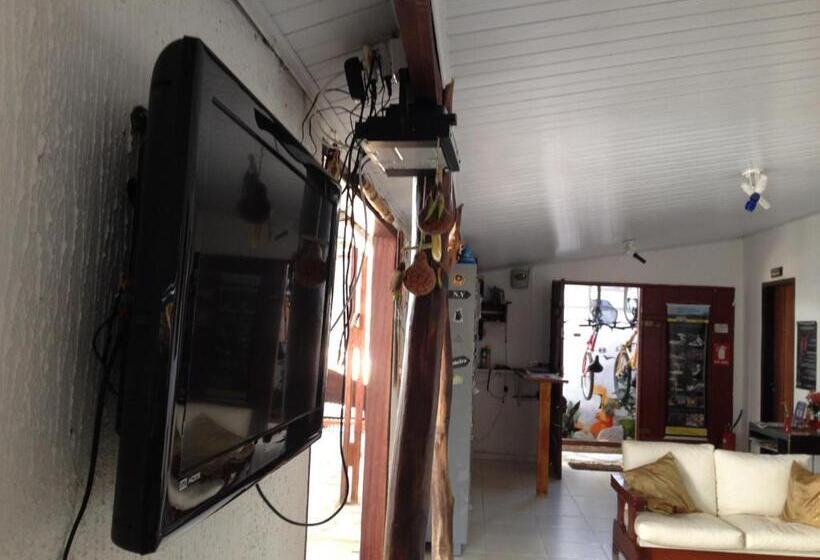 בית מלון כפרי Casamatta Hostel