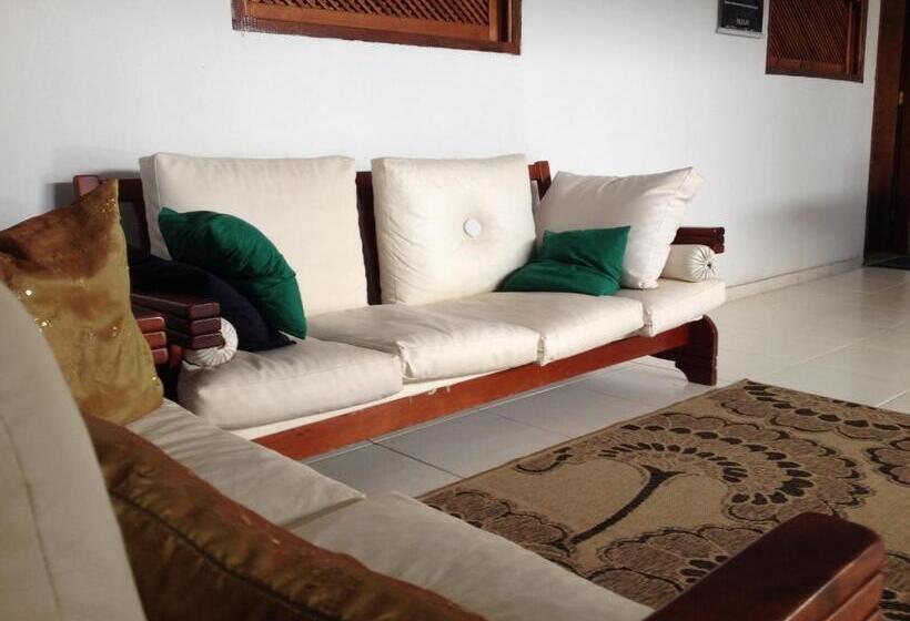 בית מלון כפרי Casamatta Hostel