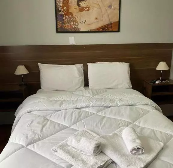 Hotelli Embaixador