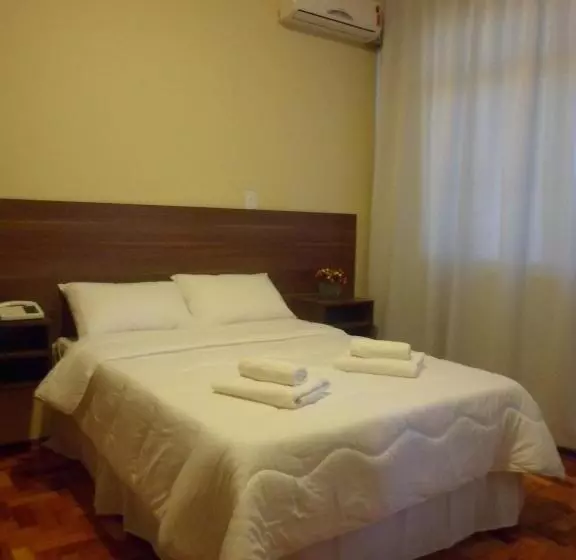 Hotelli Embaixador