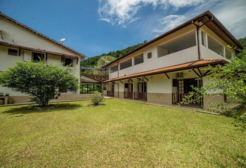 ホテル Pousada Cantinho Do Sossego Paraty Tem Piscina Com Vista Pra Montanha, Salão De Jogos, Café Da Manhã