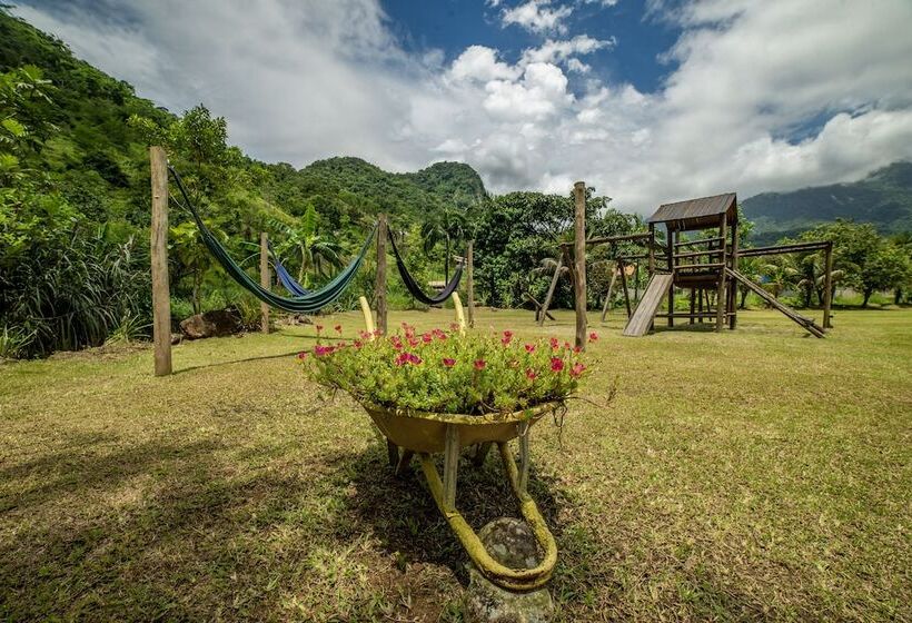 ホテル Pousada Cantinho Do Sossego Paraty Tem Piscina Com Vista Pra Montanha, Salão De Jogos, Café Da Manhã