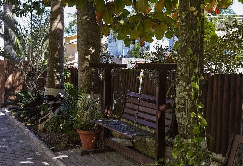 Hotel Pousada Castelinho