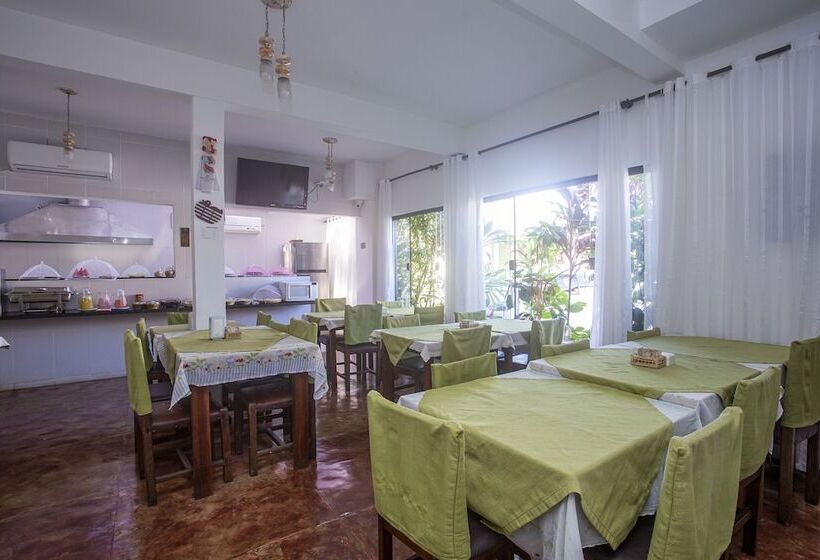 Hotel Pousada Castelinho