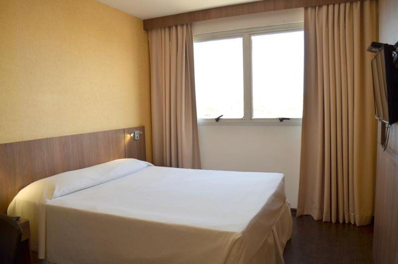 Otel Stop Inn Cristiano Machado