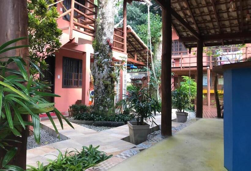 هاستل Biergarten Suites