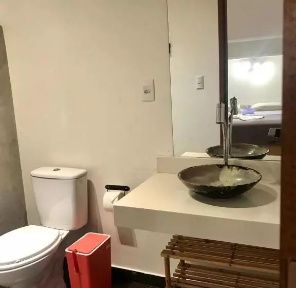 ユースホステル Biergarten Suites