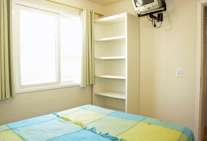 Albergue Pousada Banana House