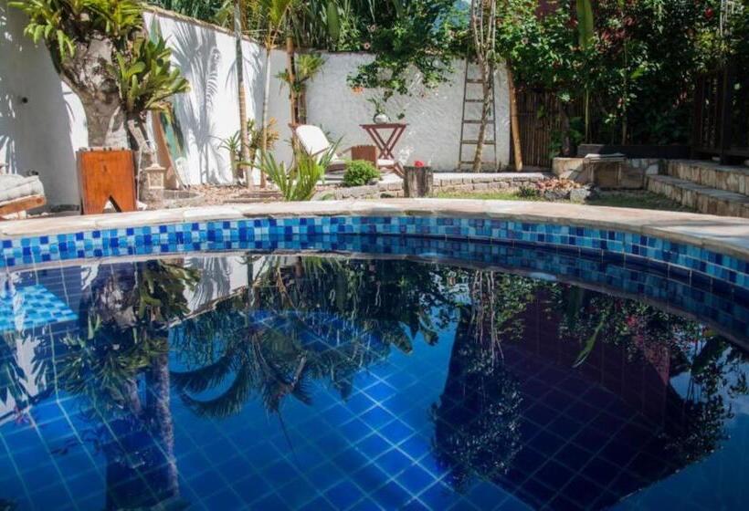 تختخواب و صبحانه Planeta Banana Paraty