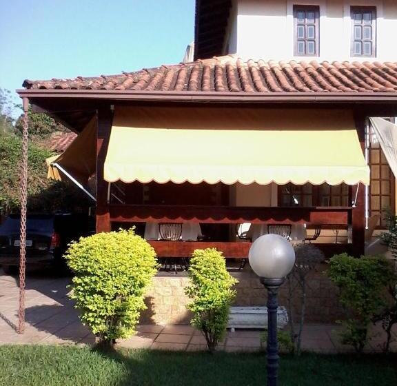 ベッドアンドブレックファースト Village Pendotiba