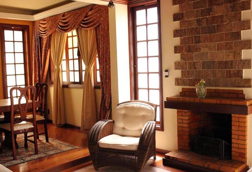 ベッドアンドブレックファースト Village Pendotiba