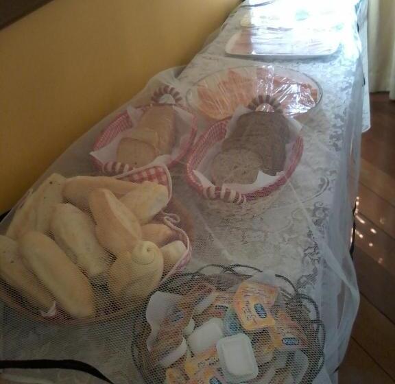 ベッドアンドブレックファースト Village Pendotiba