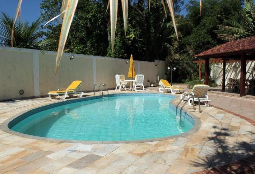 ベッドアンドブレックファースト Village Pendotiba