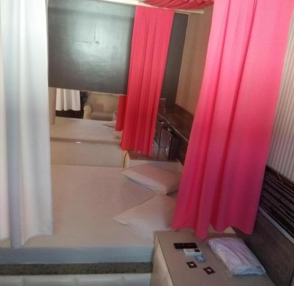 Classic Hotel E Motel