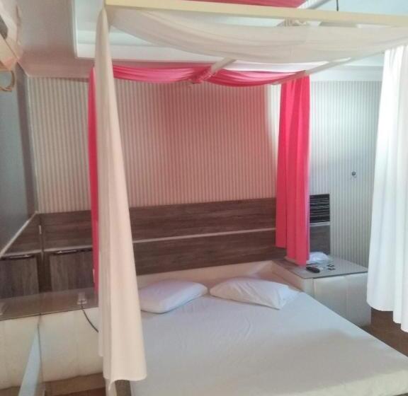 Classic Hotel E Motel