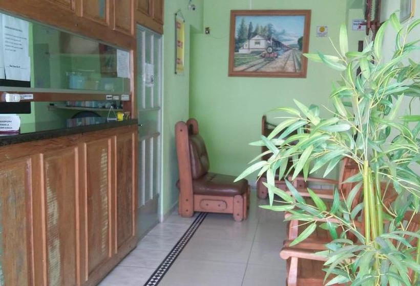 Отель Cristo Rei 611