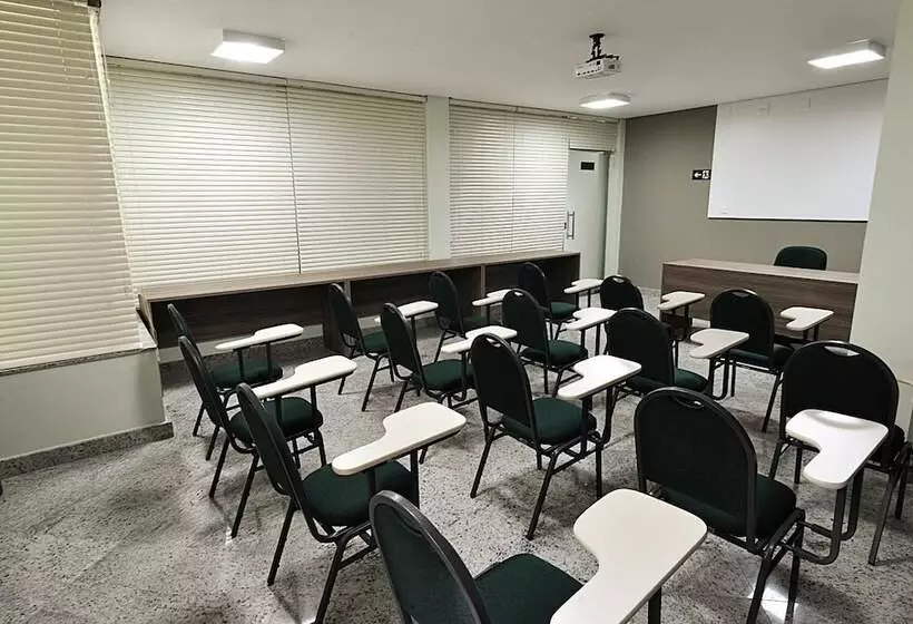 Domus Hotel Cidade Nobre Ipatinga