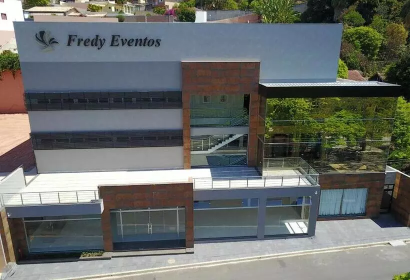 Hotelli Fredy
