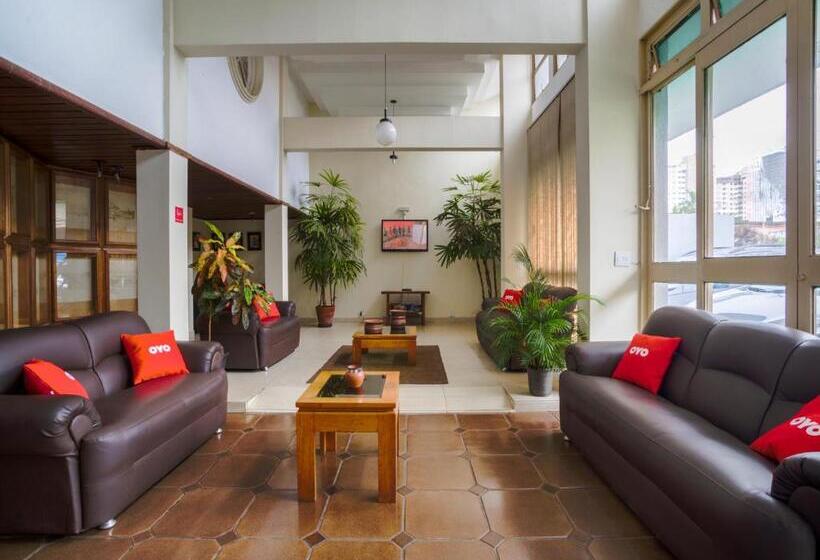 Hotel La Rocca, Goiânia