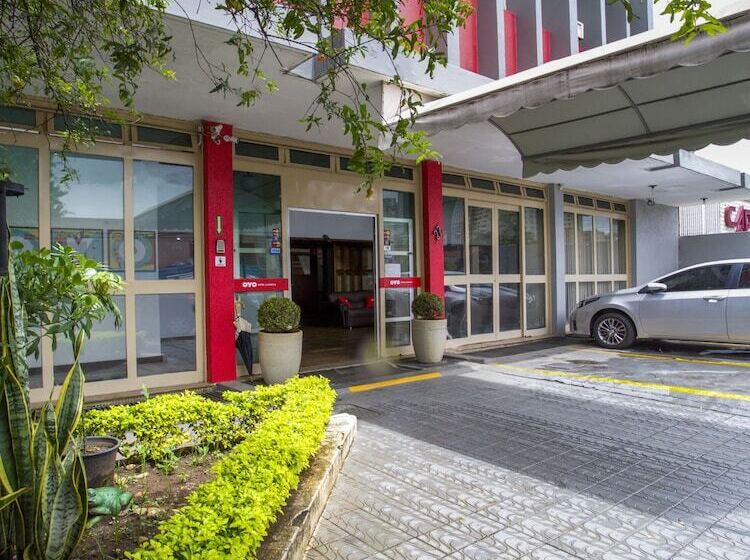 Hotel La Rocca, Goiânia