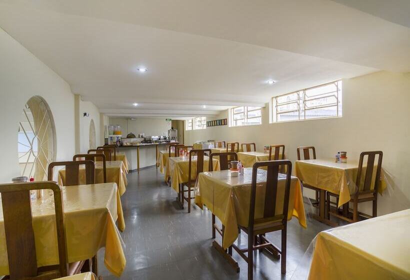 Hotel La Rocca, Goiânia