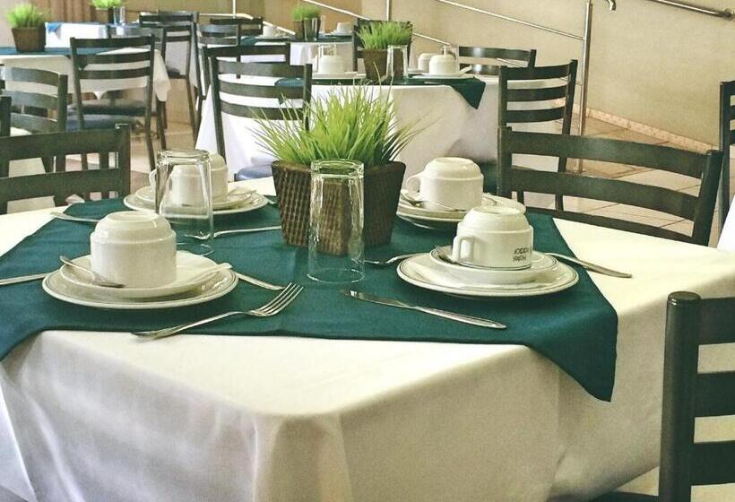 בית מלון כפרי Mohallem