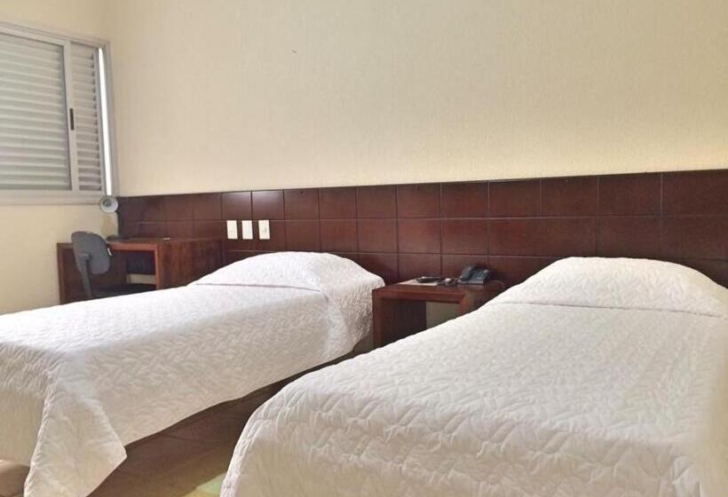 בית מלון כפרי Mohallem