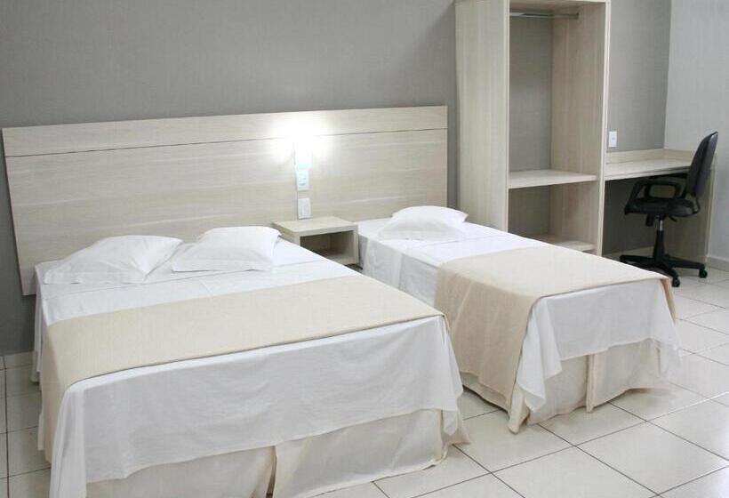 Отель Municipal