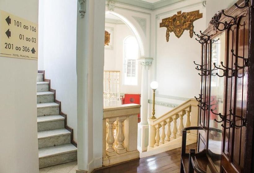 Отель Municipal