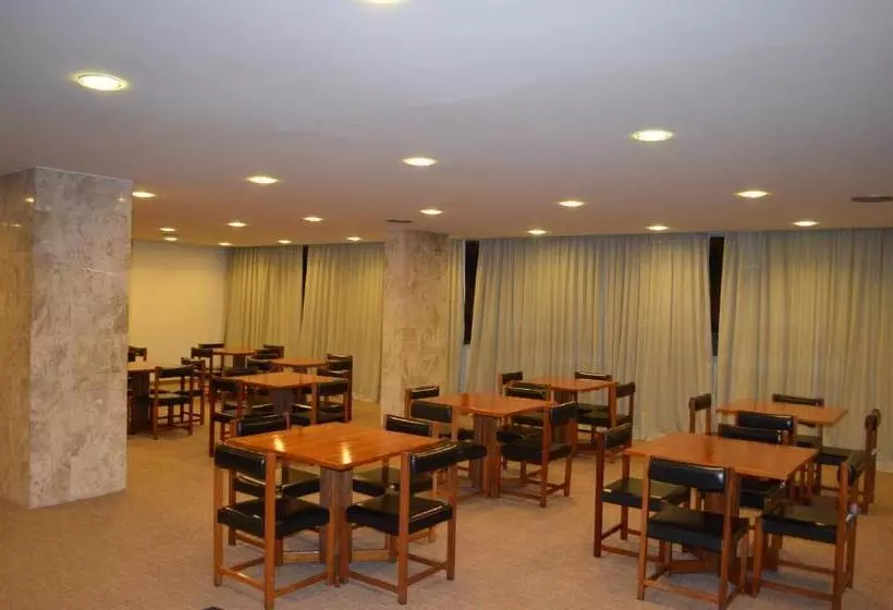 ホテル Niteroi Palace