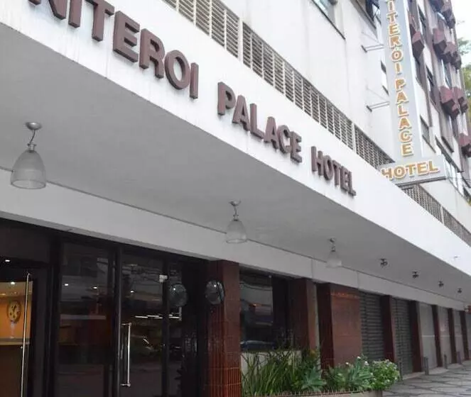 ホテル Niteroi Palace