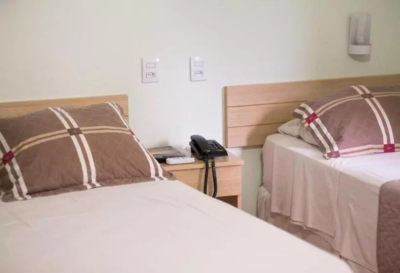 ホテル Trevo Cascavel