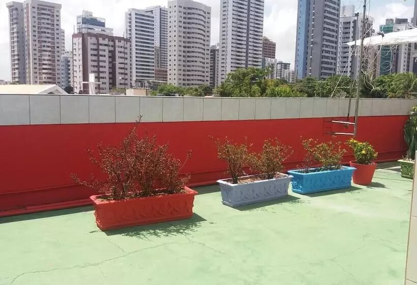 Piratas Do Sol Hostel