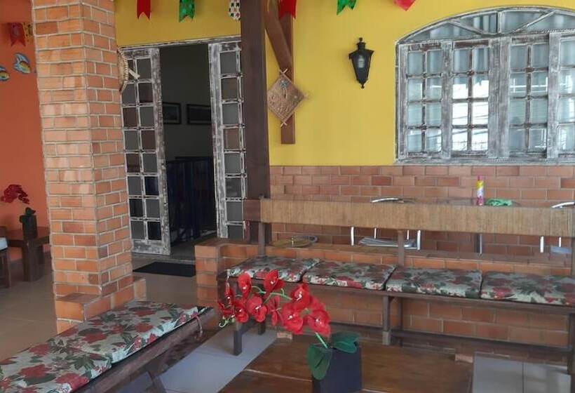 Piratas Do Sol Hostel