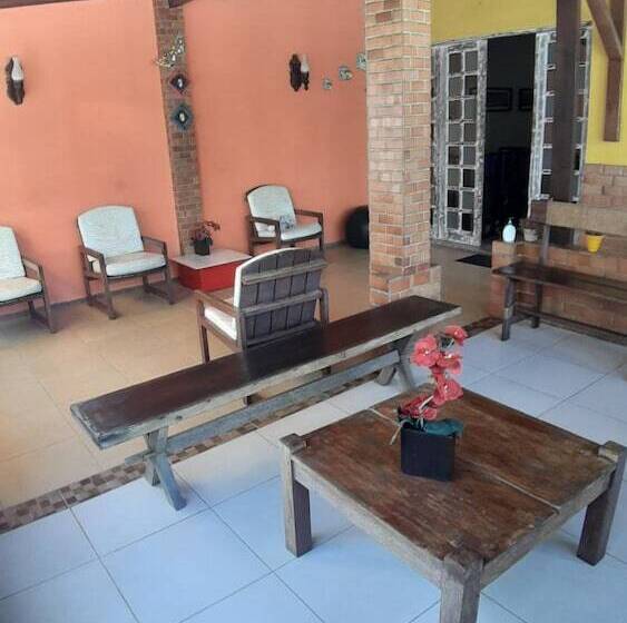 Piratas Do Sol Hostel