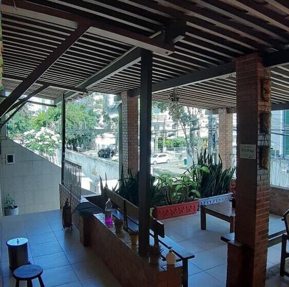 Piratas Do Sol Hostel