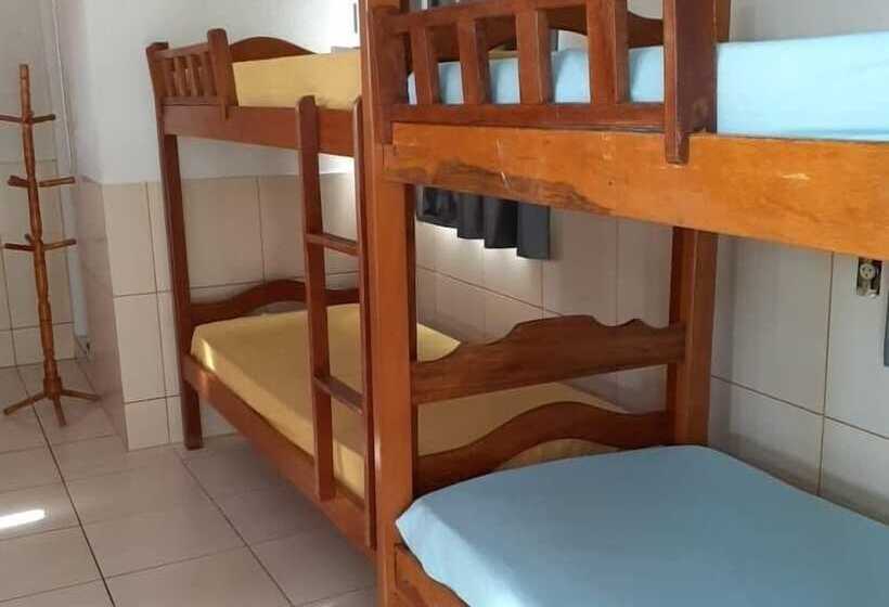 Piratas Do Sol Hostel