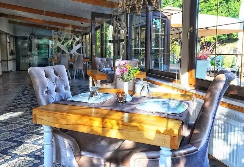 Hotelli 216 North