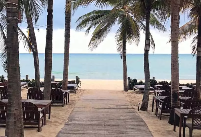 ホテル Duro Beach