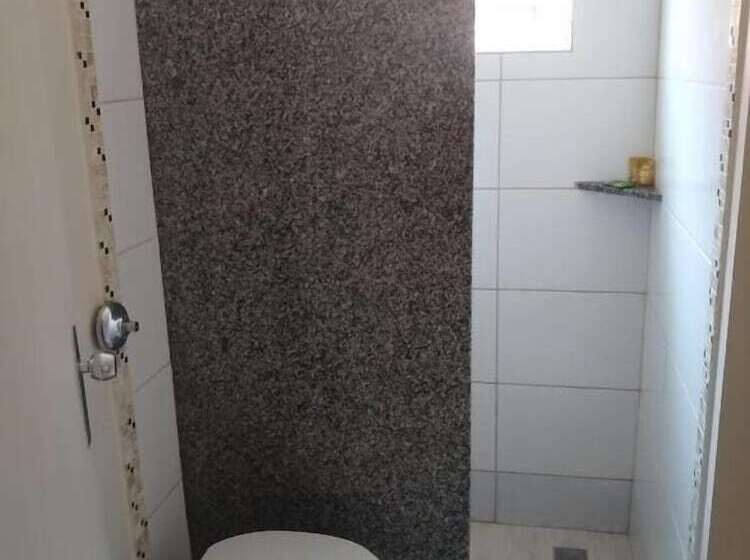 בית מלון כפרי Leme Plaza