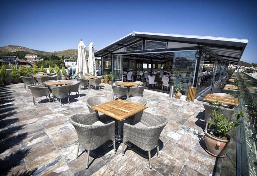 Отель Maison Vourla