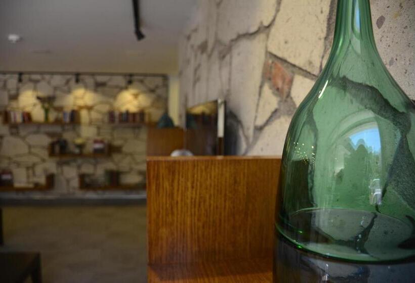 Отель Maison Vourla