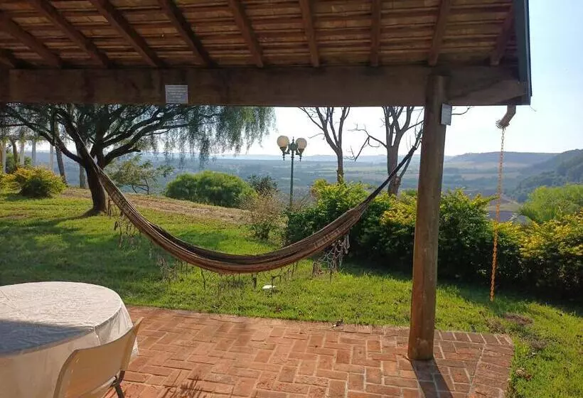 ホテル Mosteiro   Retiro E Recolhimento