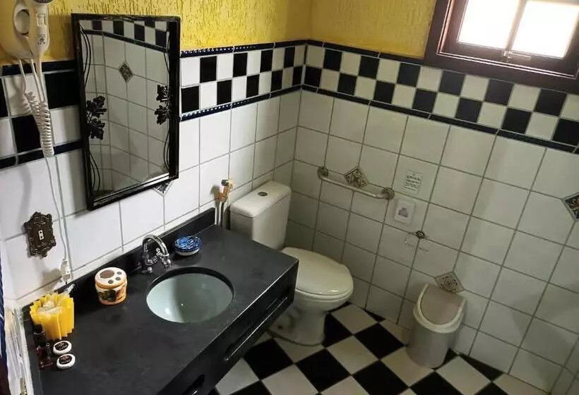 ホテル Mosteiro   Retiro E Recolhimento