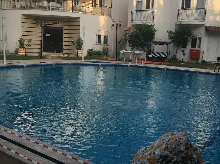 هتل Park Limros