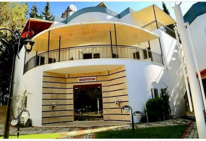 هتل Park Limros