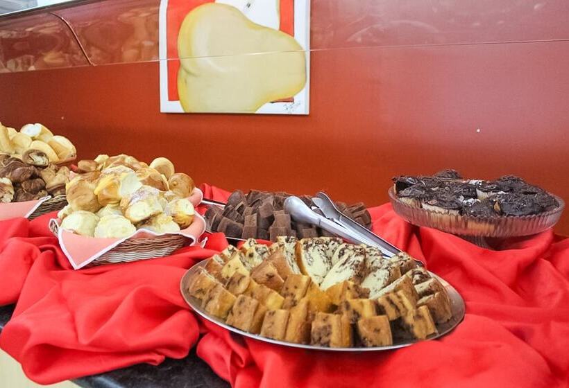 בית מלון כפרי Voa Plazza