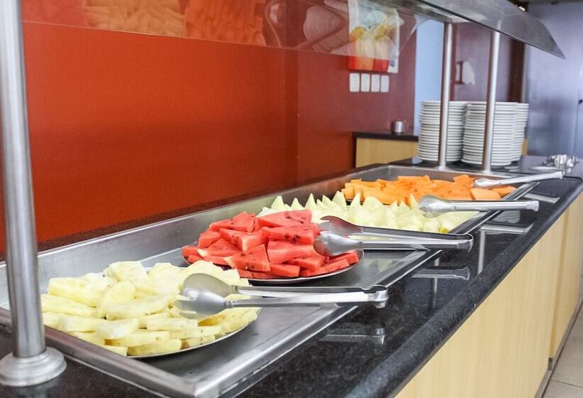 בית מלון כפרי Voa Plazza