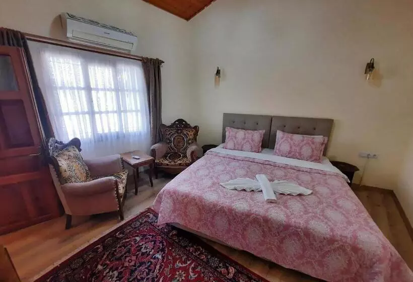 تختخواب و صبحانه Ali Baba's House